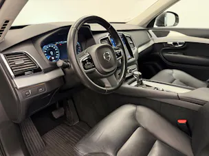 VOLVO XC90 2.0 D5 Momentum 7P. AWD