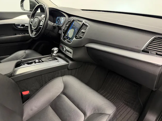 VOLVO XC90 2.0 D5 Momentum 7P. AWD