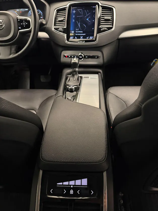 VOLVO XC90 2.0 D5 Momentum 7P. AWD