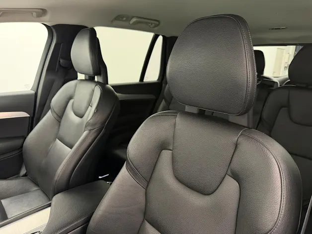 VOLVO XC90 2.0 D5 Momentum 7P. AWD