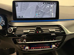 BMW 530e xDrive SAG Touring