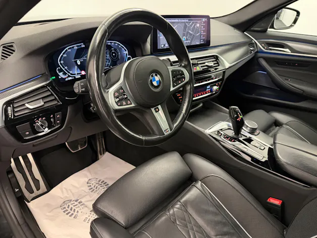 BMW 530e xDrive SAG Touring