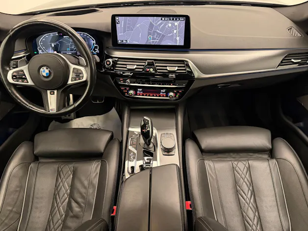 BMW 530e xDrive SAG Touring