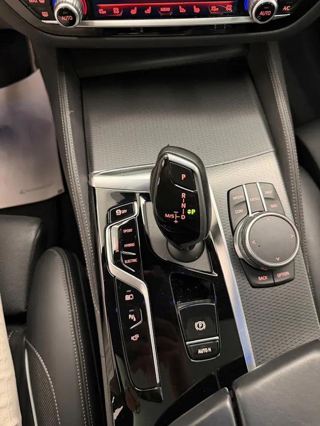 BMW 530e xDrive SAG Touring