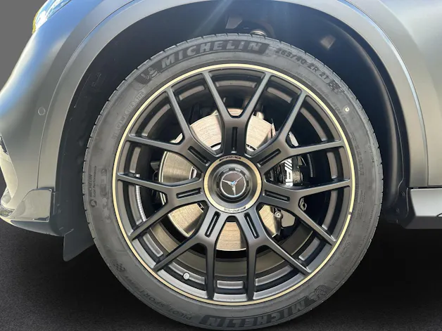 MERCEDES-BENZ GLC Coupé 53 AMG 4Matic+ Golden Accents Paket