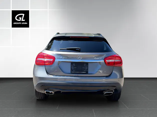 MERCEDES-BENZ GLA 250 Urban 4Matic