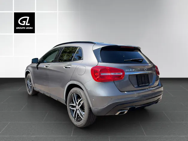 MERCEDES-BENZ GLA 250 Urban 4Matic