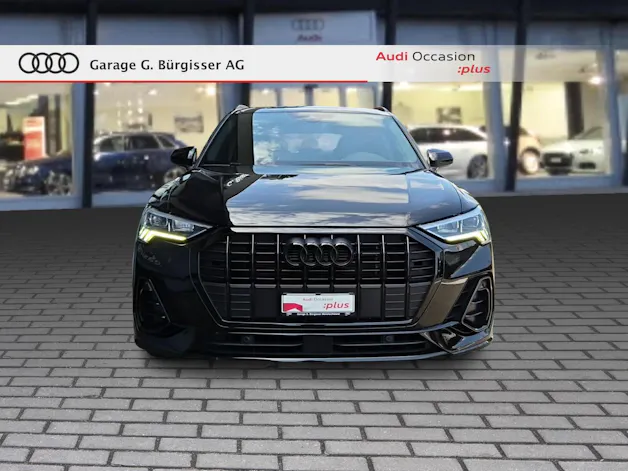 AUDI audi Q3 35 TFSI S line Attraction S-tronic Mythosschwarz Metallic