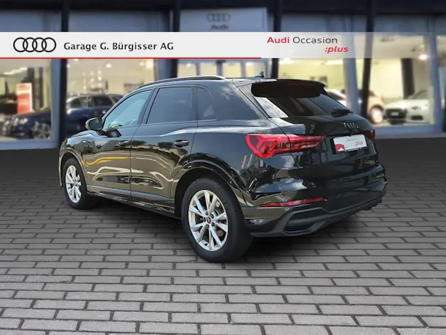AUDI audi Q3 35 TFSI S line Attraction S-tronic Mythosschwarz Metallic