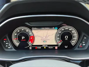 AUDI audi Q3 35 TFSI S line Attraction S-tronic Mythosschwarz Metallic