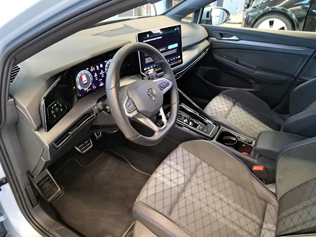 VW Golf 1.5 e TSI mHEV R-Line DSG