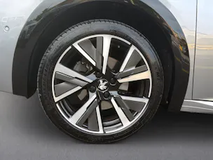 PEUGEOT 208 1.2 PureTech GT EAT8