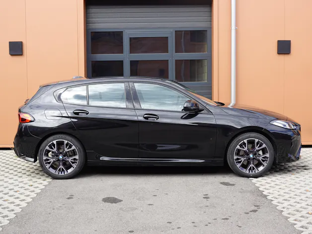 BMW 120i M Sport Steptronic - "LEASING DES 2,9% * Caméra Recul + Capteurs * Drive Select * Cuir/Alcantara"