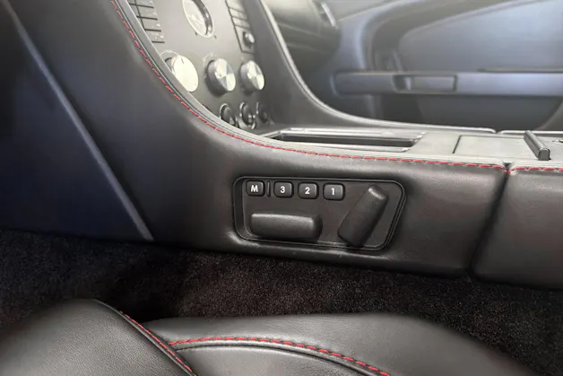 ASTON MARTIN V8 Vantage 4.3 Sportshift