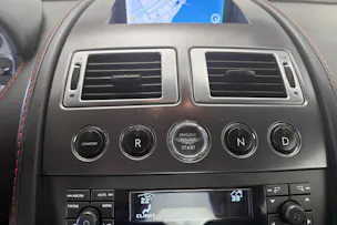 ASTON MARTIN V8 Vantage 4.3 Sportshift