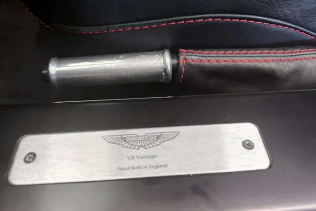 ASTON MARTIN V8 Vantage 4.3 Sportshift