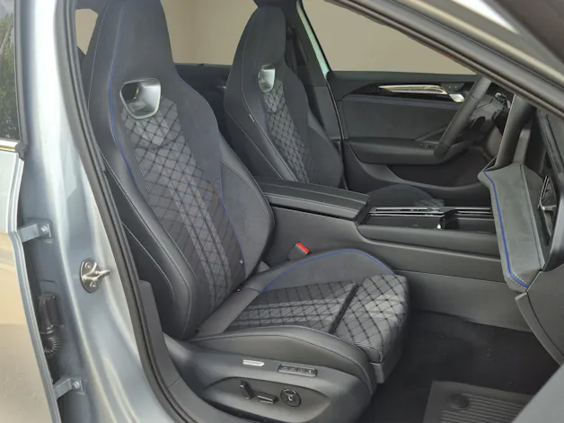 VW Passat Variant 1.5 TSI evo2 Plug-In- Hybrid R-Line DSG