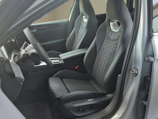 VW Passat Variant 1.5 TSI evo2 Plug-In- Hybrid R-Line DSG