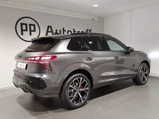 AUDI Q3 SUV TFSI quattro 195 kW S tronic