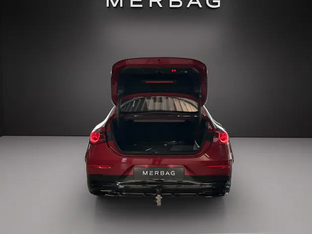 MERCEDES-BENZ CLA 220 8G-DCT 4Matic
