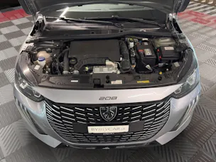 PEUGEOT 208 1.2 PureTech Allure