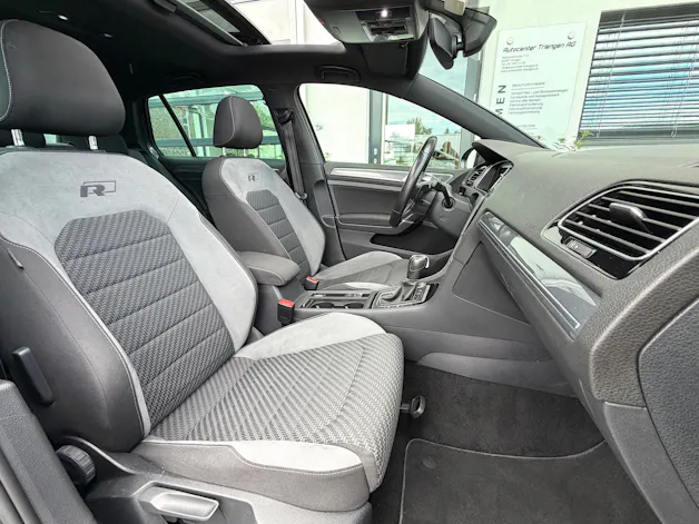 VW Golf 1.5 TSI EVO Highline DSG