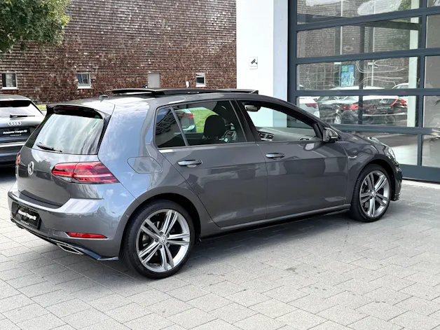 VW Golf 1.5 TSI EVO Highline DSG