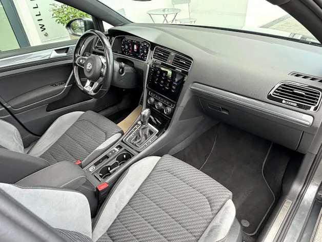 VW Golf 1.5 TSI EVO Highline DSG