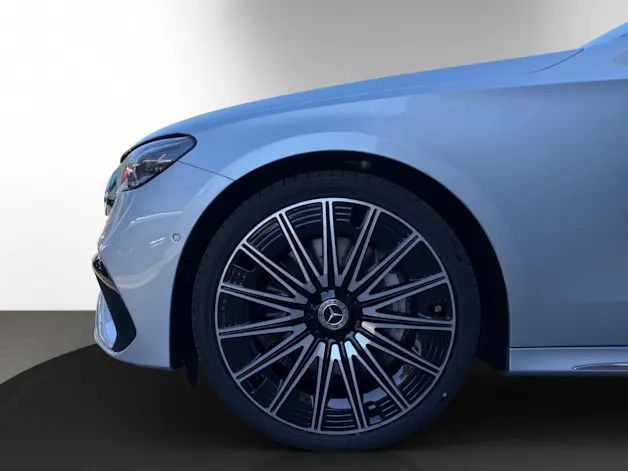 MERCEDES-BENZ E 220 d 4Matic 9G-Tronic