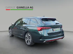 SKODA Octavia Combi 2.0 TSI DSG RS 30 Years Edition