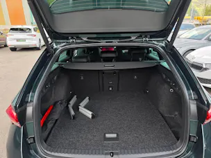 SKODA Octavia Combi 2.0 TSI DSG RS 30 Years Edition
