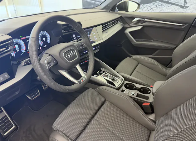 AUDI A3 Sportback TFSI 110 kW Attraction S tronic