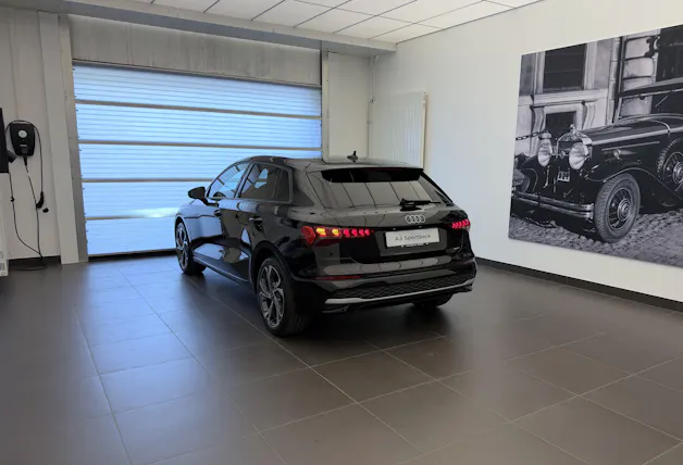AUDI A3 Sportback TFSI 110 kW Attraction S tronic