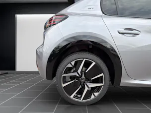 PEUGEOT 208 NEW 1.2 MHEV 145 GT Exclusive