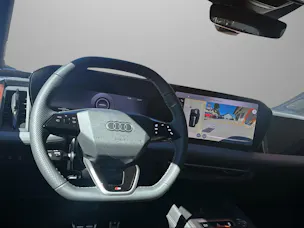 AUDI Q4 e-tron SUV quattro performance