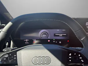 AUDI Q4 e-tron SUV quattro performance