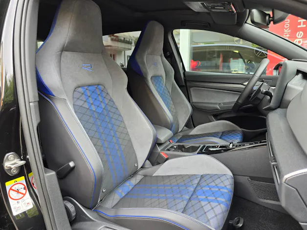 VW Golf 2.0 TSI R Black Edition DSG 4 Motion