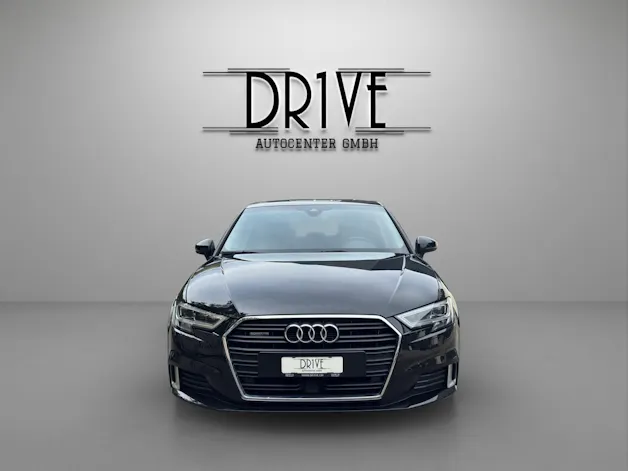 AUDI A3 Sportback 40 TFSI Sport Attraction quattro S-tronic