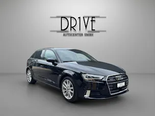 AUDI A3 Sportback 40 TFSI Sport Attraction quattro S-tronic