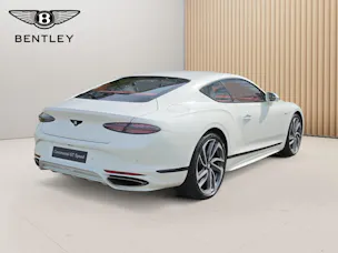 BENTLEY Continental GT Speed V8 PHEV 782 PS/ 1.9% Leasing möglich.
