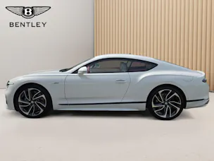 BENTLEY Continental GT Speed V8 PHEV 782 PS/ 1.9% Leasing möglich.