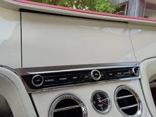 BENTLEY Continental GT Speed V8 PHEV 782 PS/ 1.9% Leasing möglich.