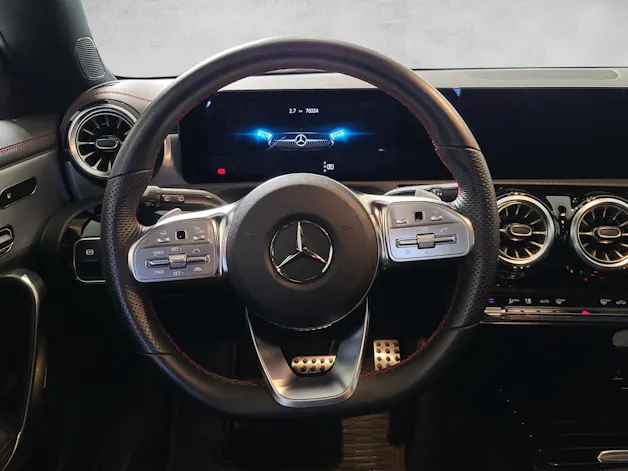 MERCEDES-BENZ CLA Shooting Brake 250 4Matic 7G-DCT AMG Line