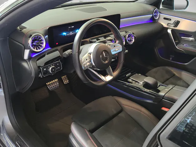 MERCEDES-BENZ CLA Shooting Brake 250 4Matic 7G-DCT AMG Line