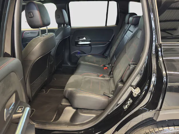 MERCEDES-BENZ EQB 300 AMG Line 4MATIC