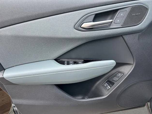 AUDI Q3 SUV e-hybrid 200 kW S tronig