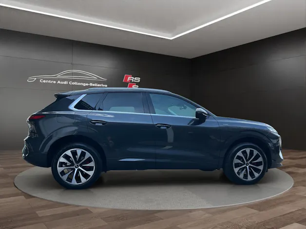 AUDI Q3 SUV e-hybrid 200 kW S tronig