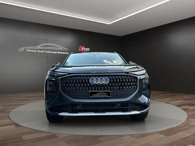 AUDI Q3 SUV e-hybrid 200 kW S tronig
