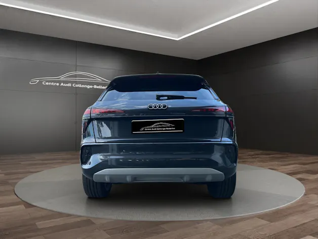 AUDI Q3 SUV e-hybrid 200 kW S tronig