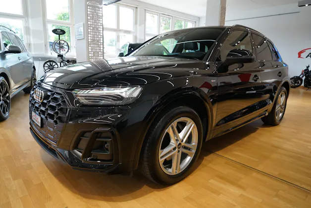 AUDI Q5 45 TFSI S-line quattro S-tronic